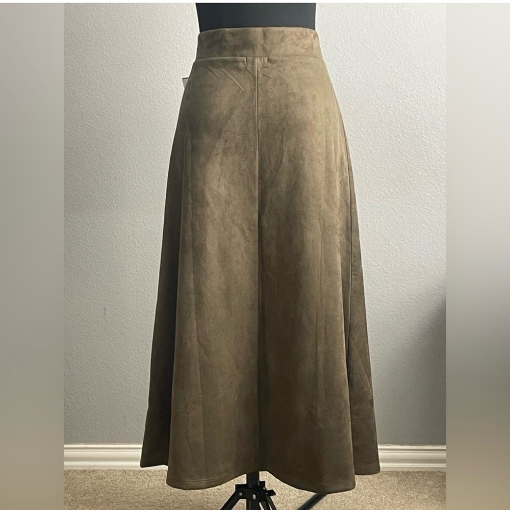 Elegant Khaki Midi Skirt - Picture 5 of 7